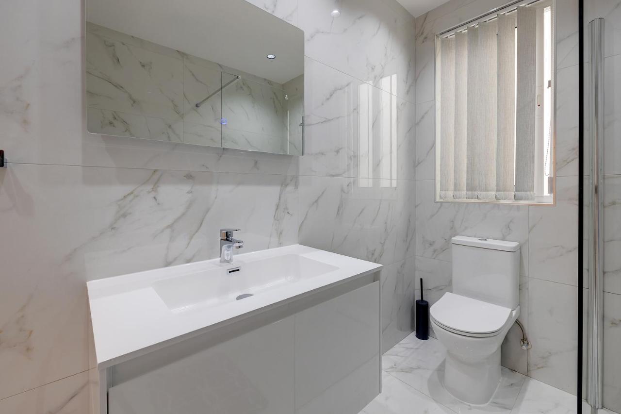 Stylish 2Br Apartment In Central St Julians San Giuliano Esterno foto